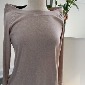 NWT HIYIYEZI Women's Long Sleeve Tan, size M